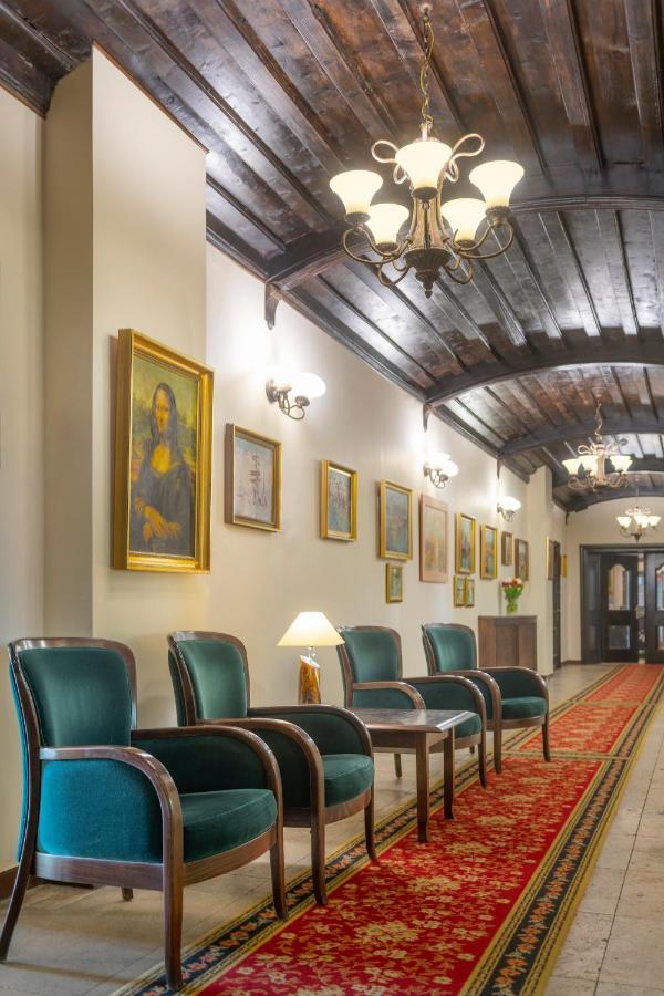 Mona Lisa Wellness &