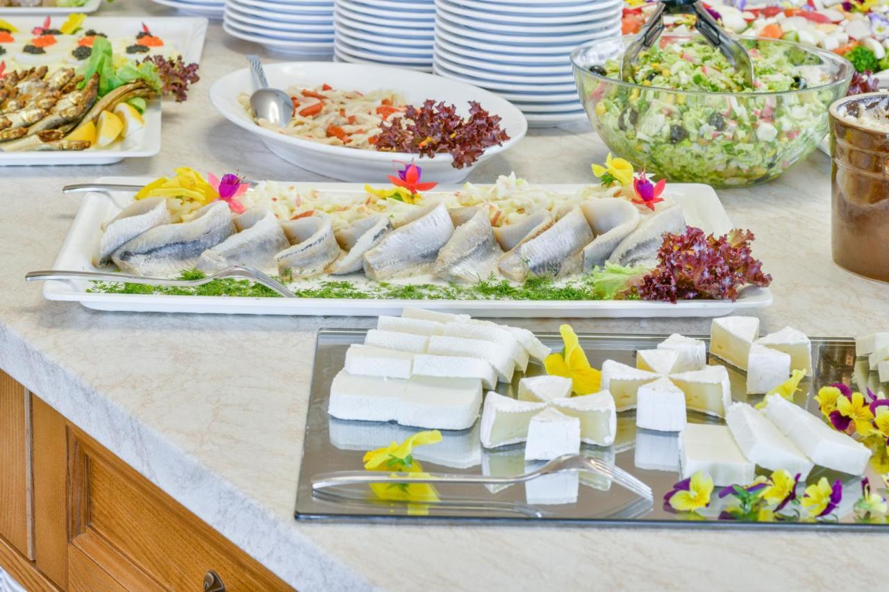 Hotell Mona Lisa Wellness & 3*
